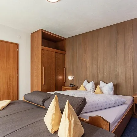 Fenderhof * Ζόλντεν